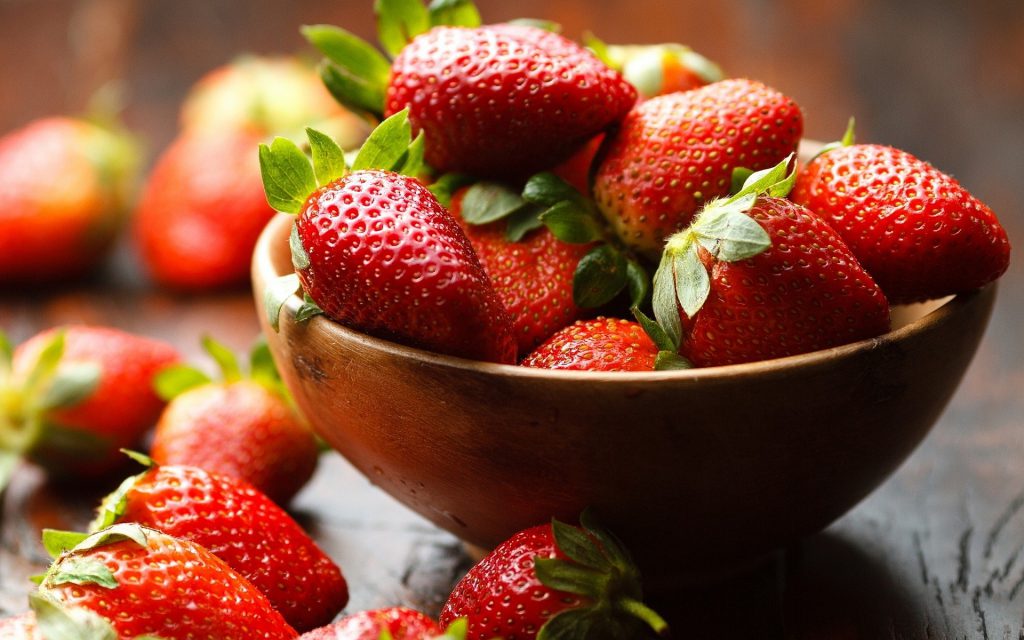 strawberries for beauty